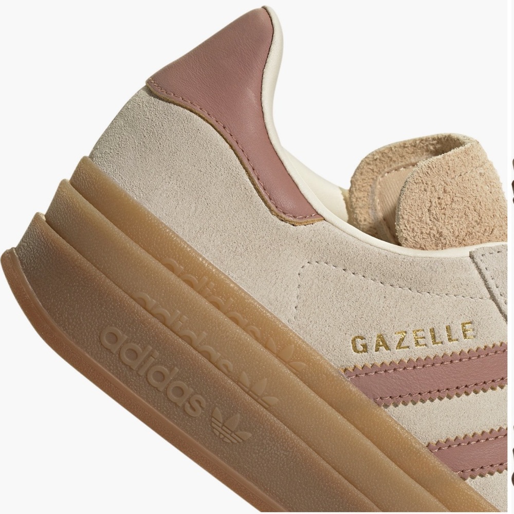 BNWT! Adidas Gazelle Bold Platform Sneaker (women) Cream White / Clay / Sand - Picture 5 of 9